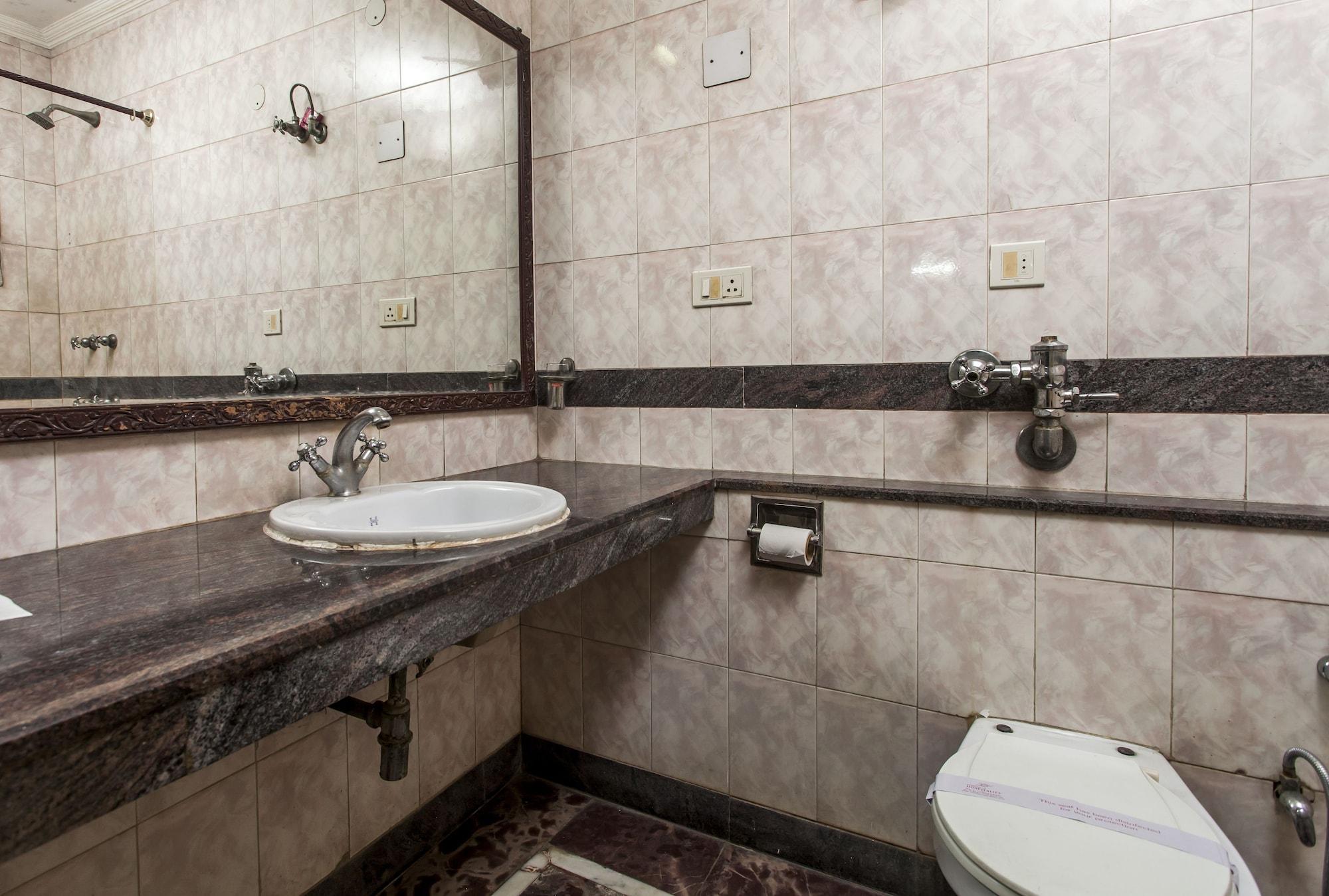 Hotel Sunstar Residency Delhi  Ngoại thất bức ảnh