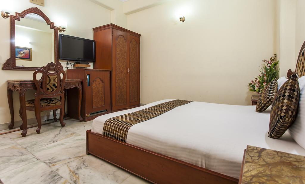 Hotel Sunstar Residency Delhi  Ngoại thất bức ảnh