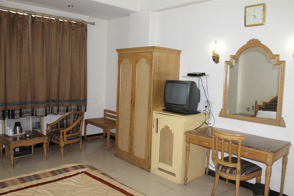 Hotel Sunstar Residency Delhi  Ngoại thất bức ảnh