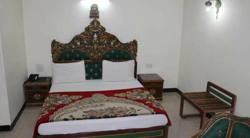 Hotel Sunstar Residency Delhi  Ngoại thất bức ảnh